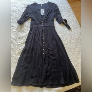 NWT! 20% OFF 2+ BUNDLE! Free People Linen Midi Dress. Black. XS